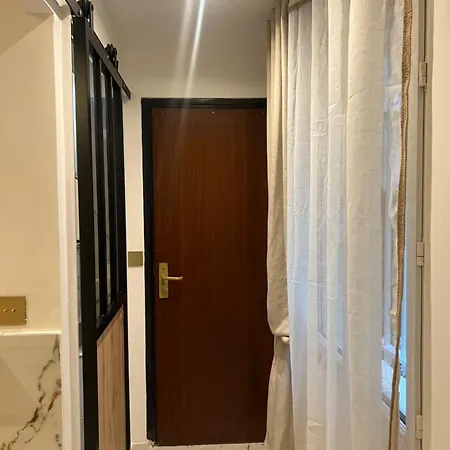 Apartment Ile Saint Louis 75004