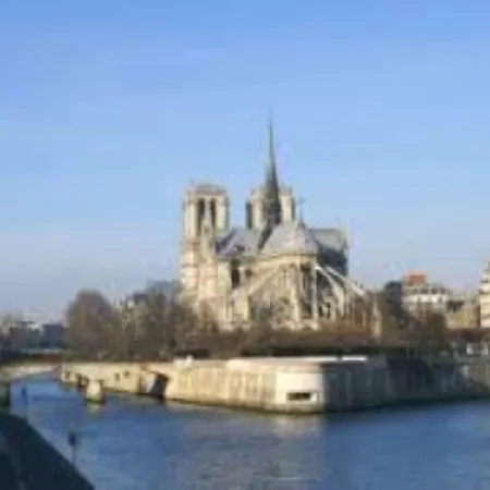 Apartment Ile Saint Louis 75004